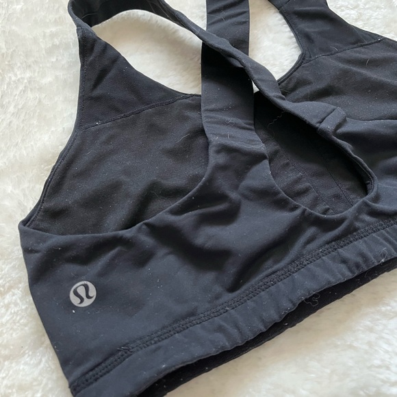 LULULEMON | Sports Bra - Picture 3 of 4